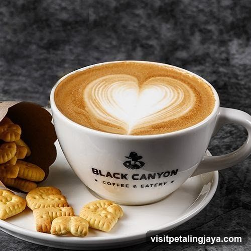 Black Canyon Coffee & Eatery Cup with Latte Art