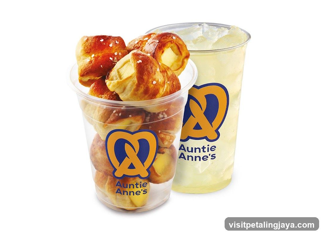 Auntie Anne's The Curve
