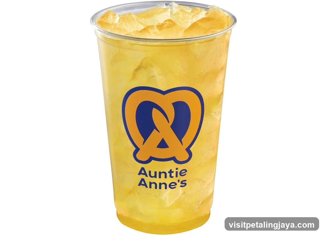 Auntie Anne's The Curve