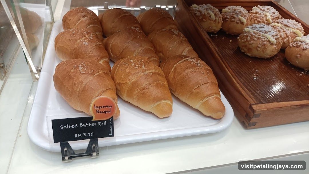 Salted Butter Rolls and Buns
