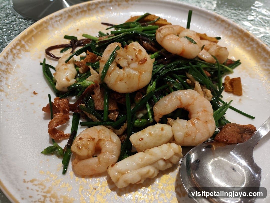 Shrimp and Chives Stir-fry