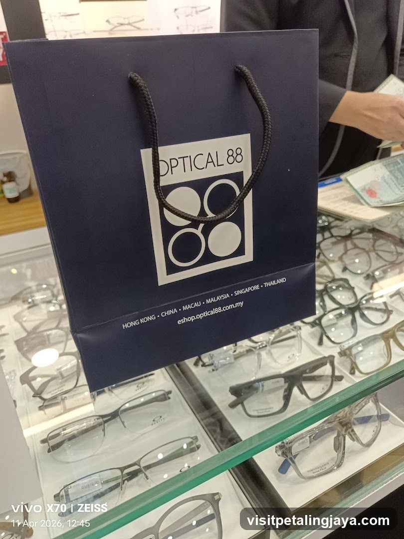 Optical 88 Shopping Bag