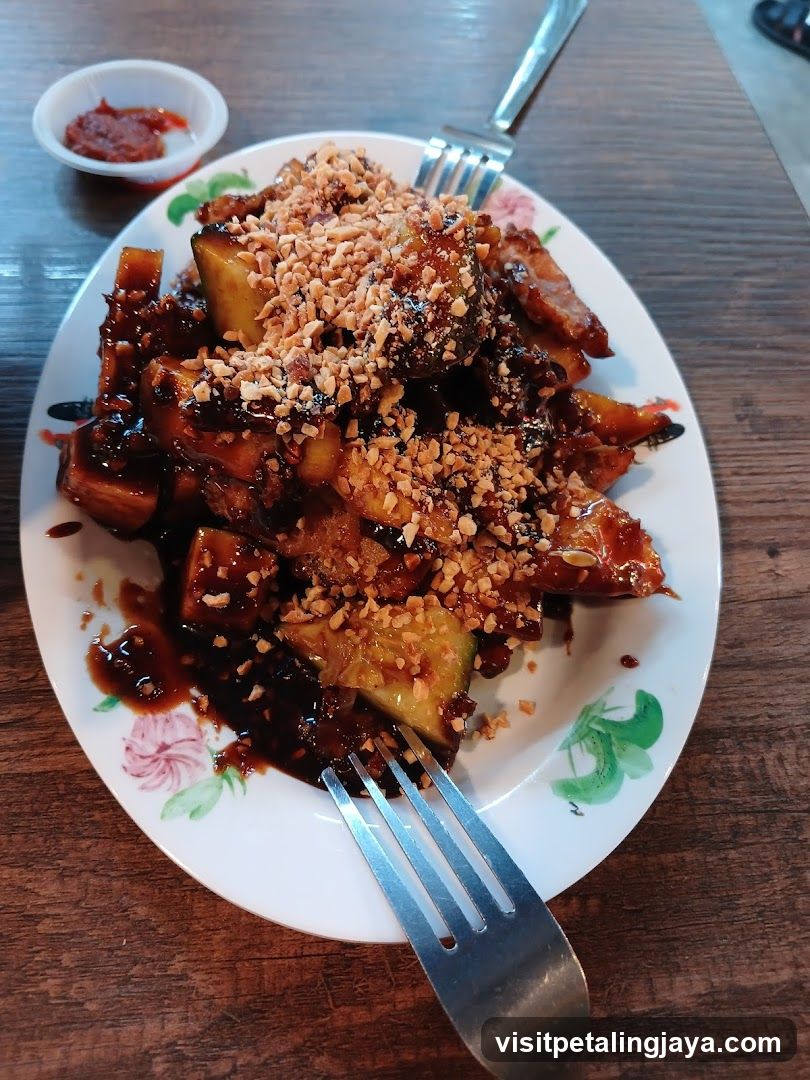 Rojak with Peanuts and Chili Sauce