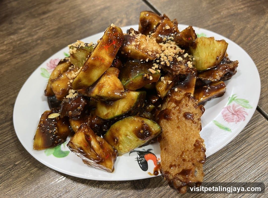 Rojak with Fried Dough Fritter