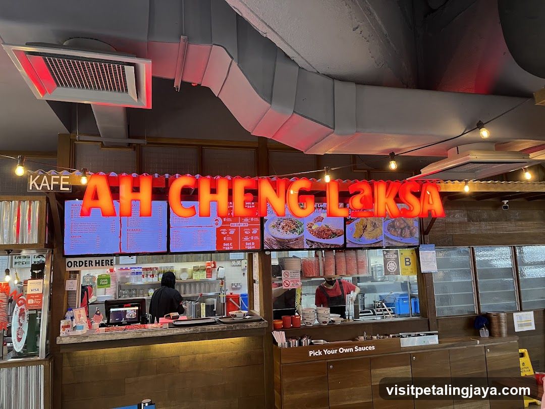 Ah Cheng Laksa Interior