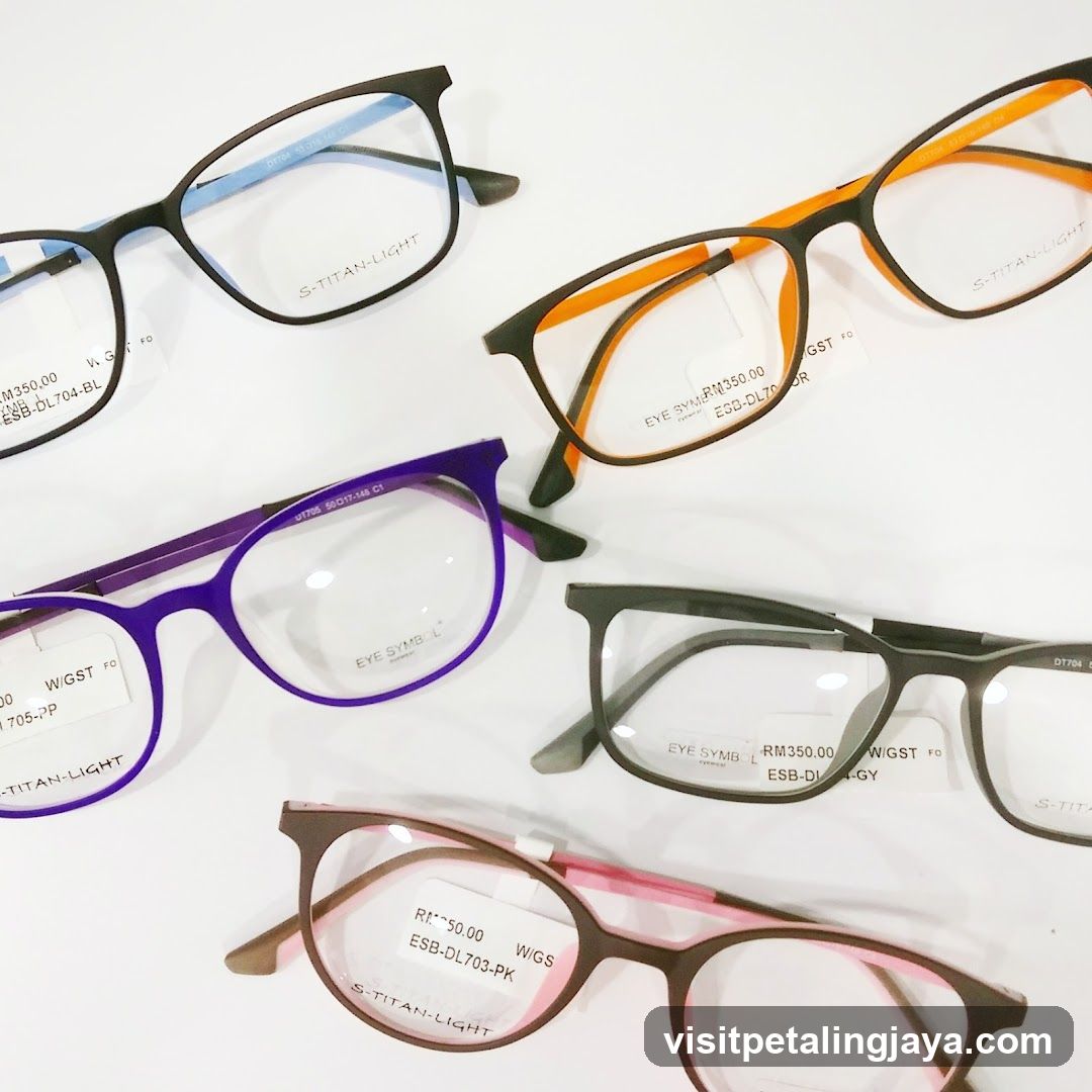 Eyeglasses
