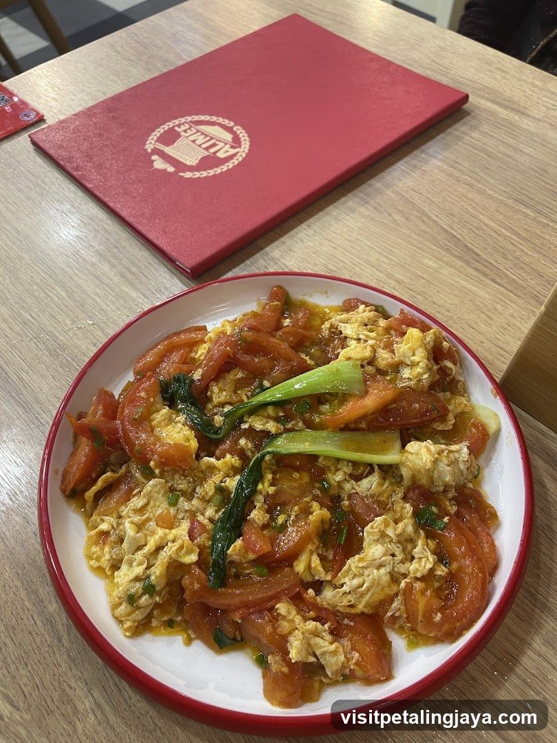 Scrambled Eggs with Tomatoes