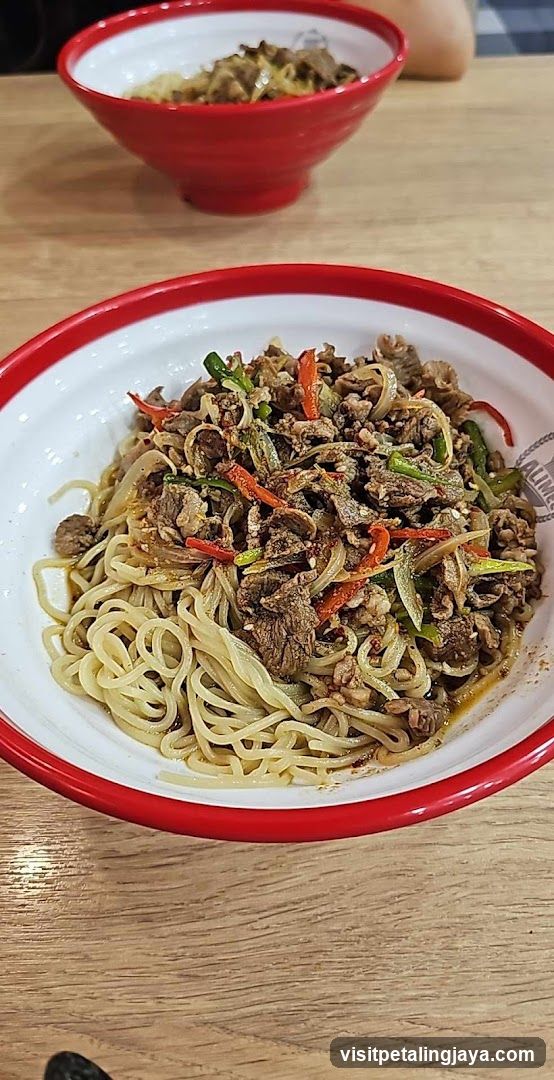 Noodles with Beef and Vegetables