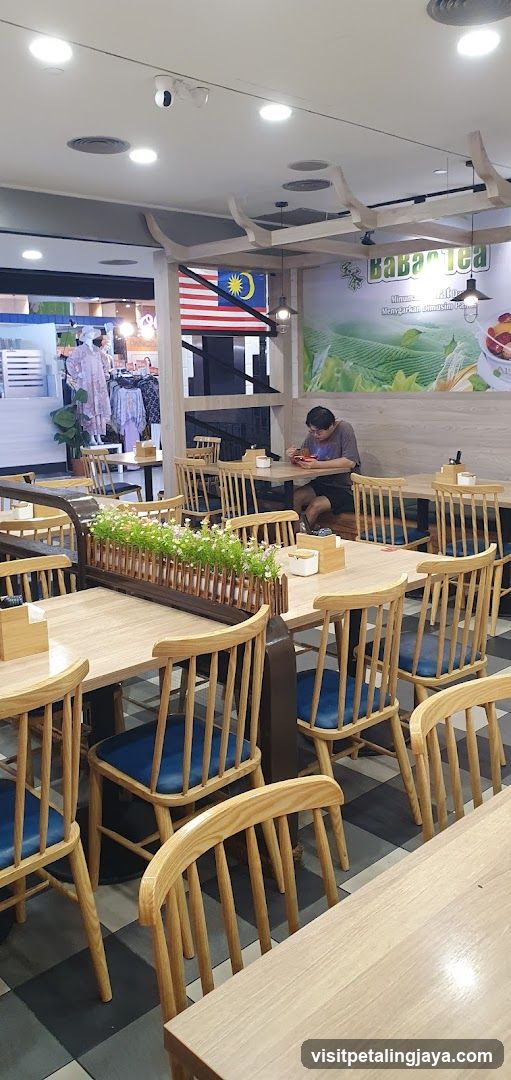 Babar Tea Interior