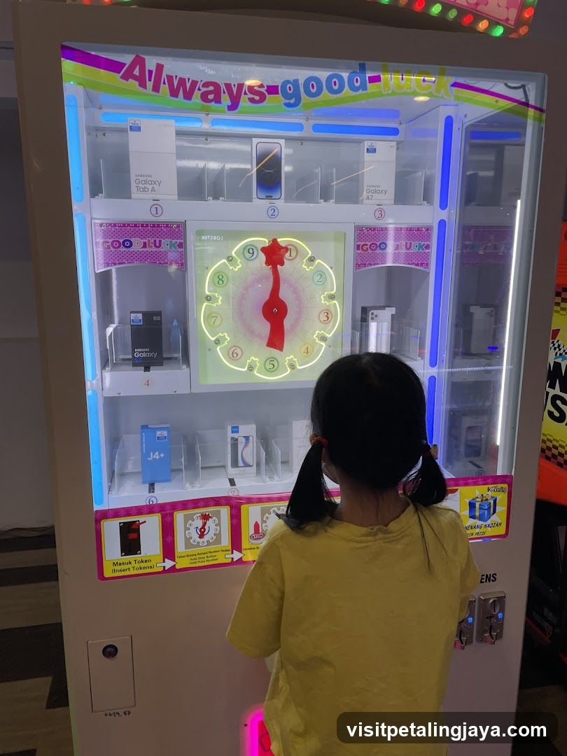 Claw Machine with Electronics Prizes
