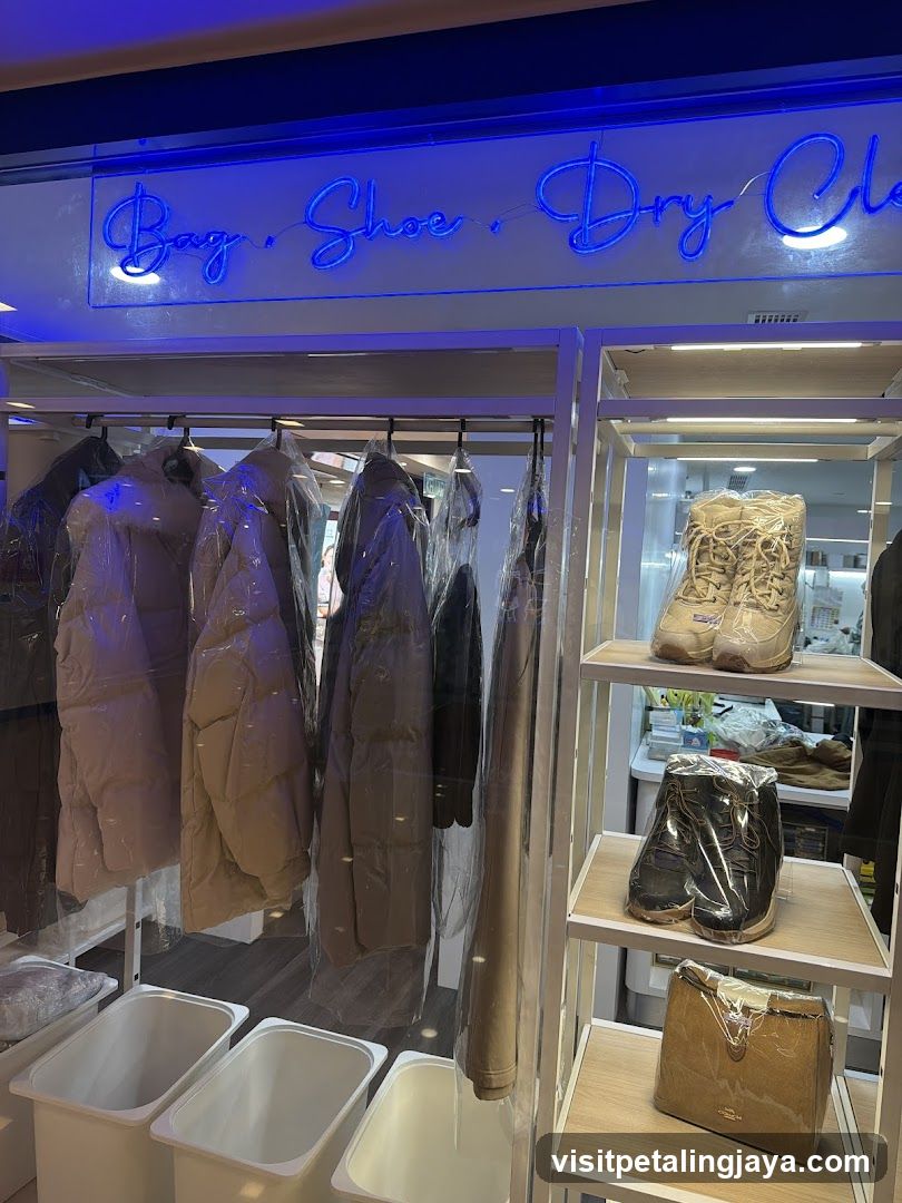 Dry Cleaning Display
