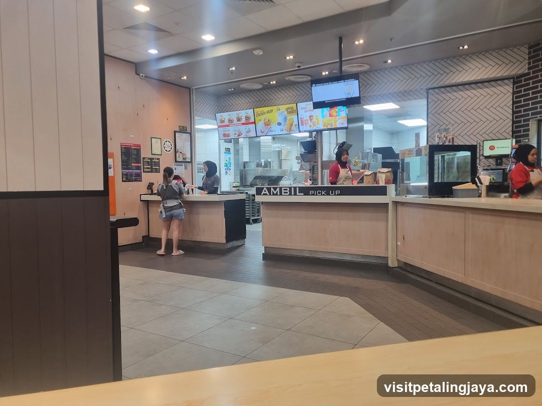 Fast Food Restaurant Counter