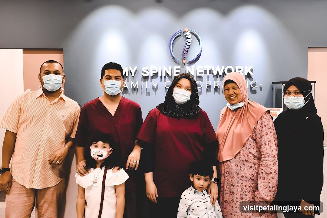 Group Photo at My Spine Network