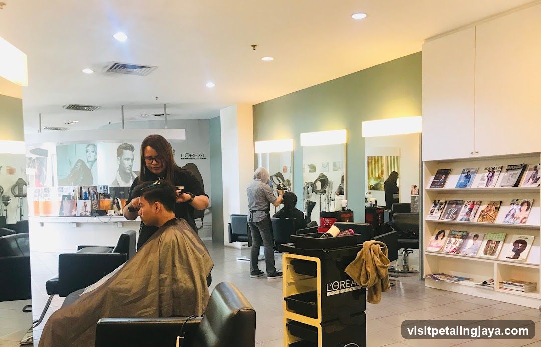M Square Lifestyle Salon Shah Alam( M空间连锁发廊莎亚南店）