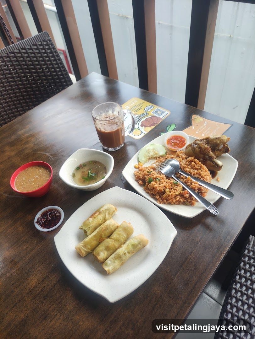 Fried Rice with Chicken and Spring Rolls