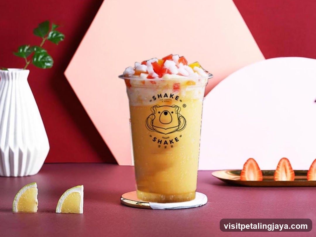 Mango Smoothie with Toppings