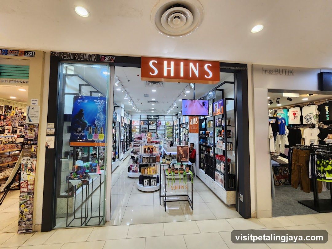 Shins Paradigm Mall JB