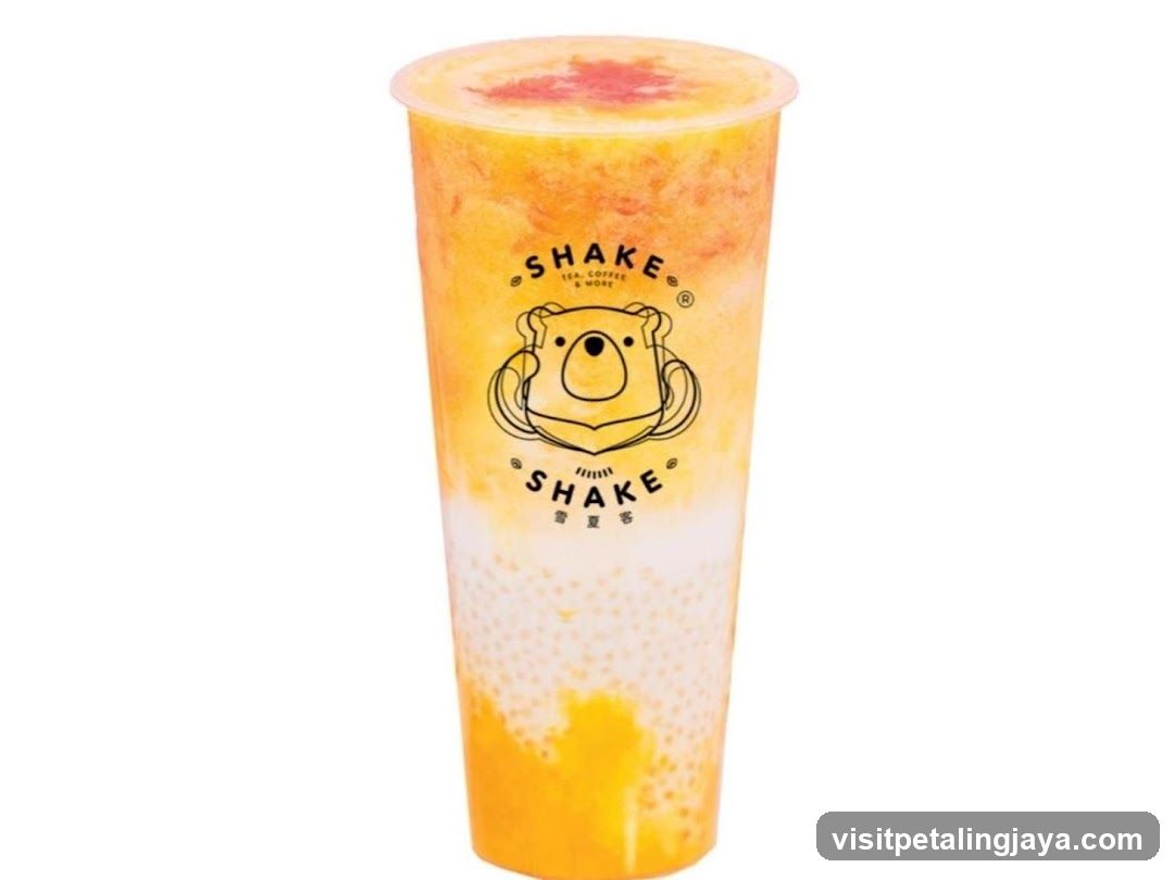 Mango Smoothie with Tapioca Pearls