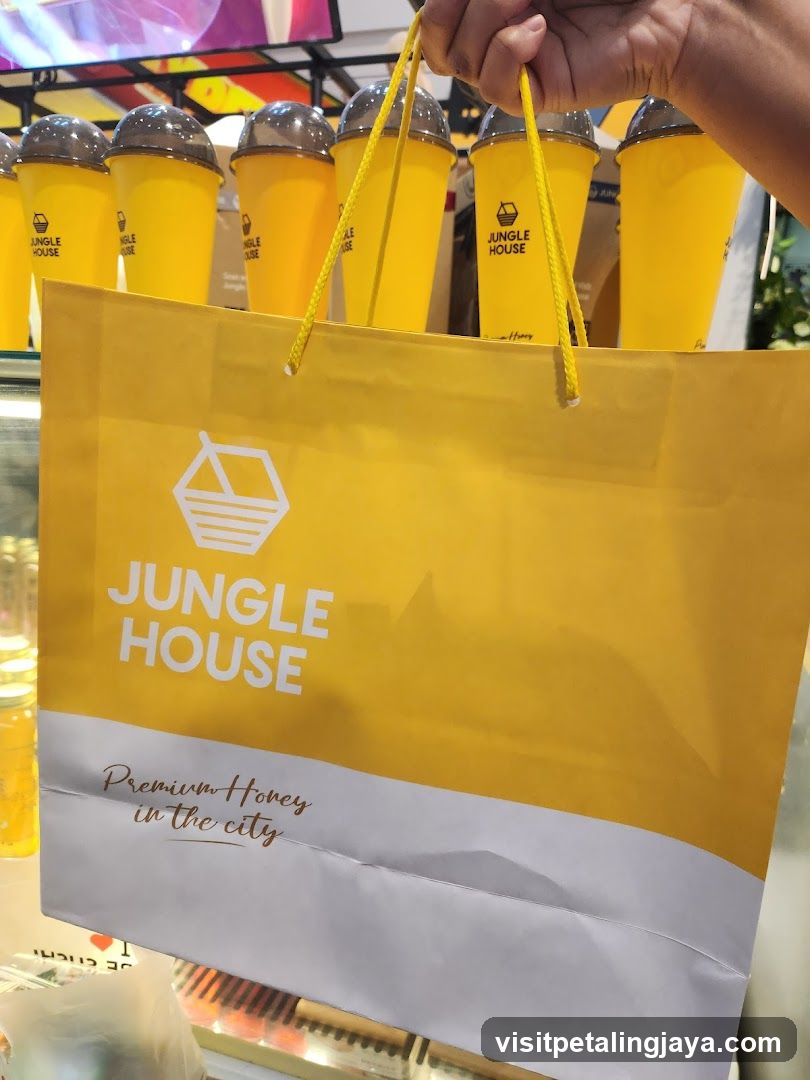 Jungle House Central i-City