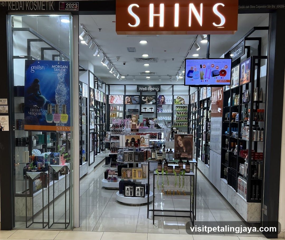 Shins Cosmetics Store