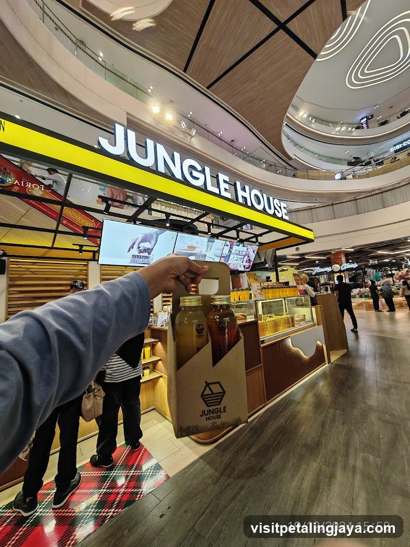 Jungle House Central i-City