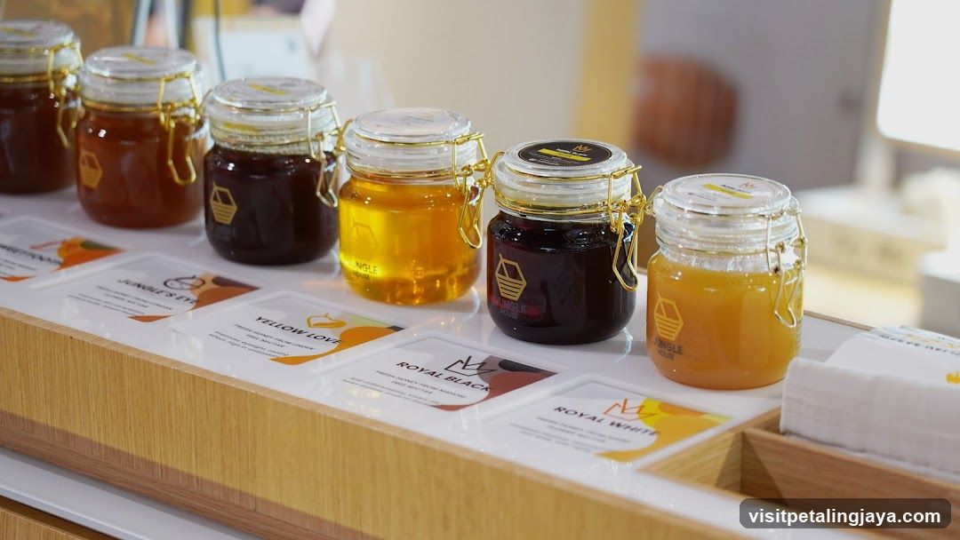 Jungle House Honey Display