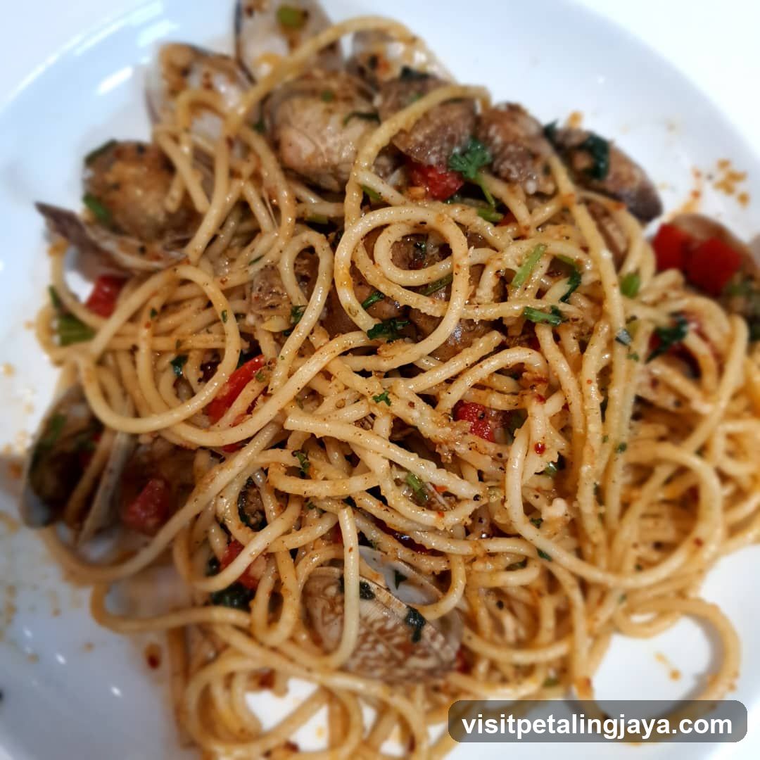 Spaghetti with Clams