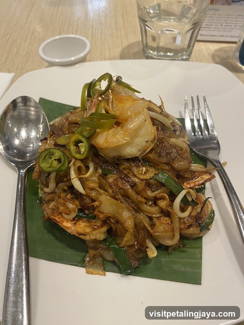 Stir-fried Noodles with Shrimp