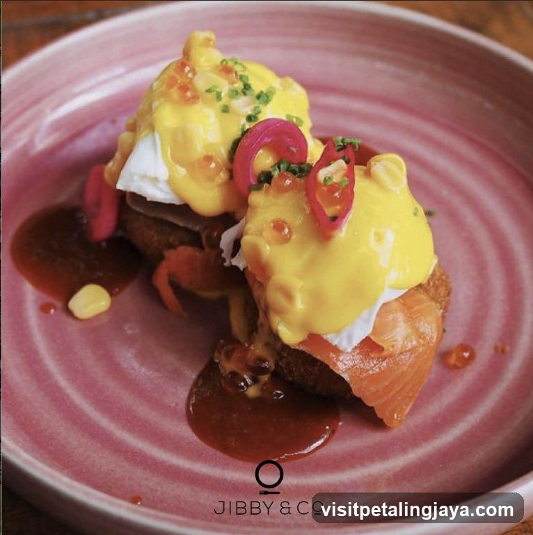 Eggs Benedict with Smoked Salmon