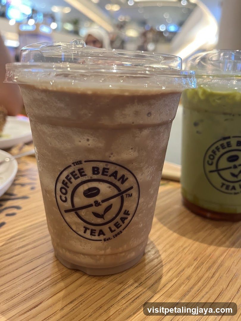 Coffee Bean & Tea Leaf Drinks