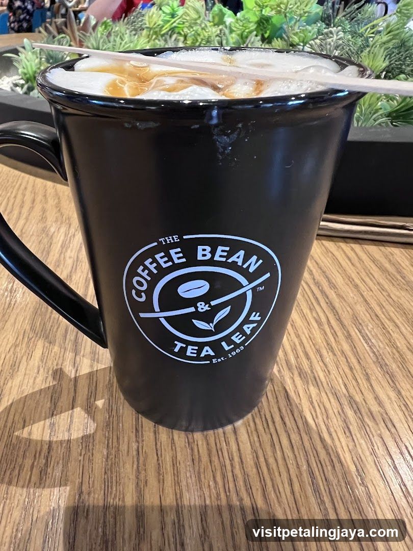 Coffee Bean & Tea Leaf Mug