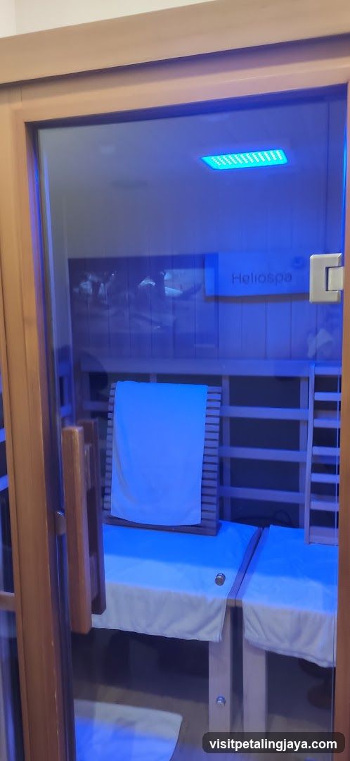 Heliospa Sauna