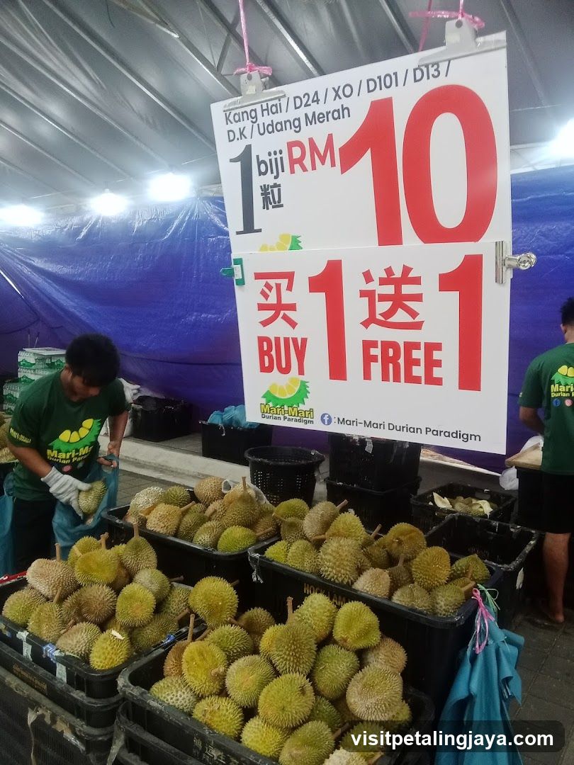 Durian Sale