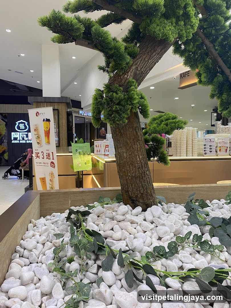 Awa Mee Bar