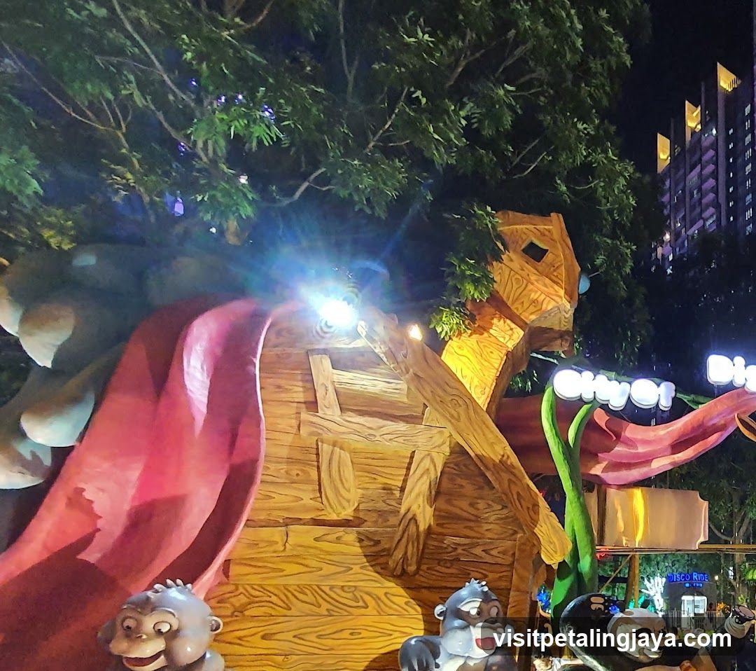 Amusement Park Attraction