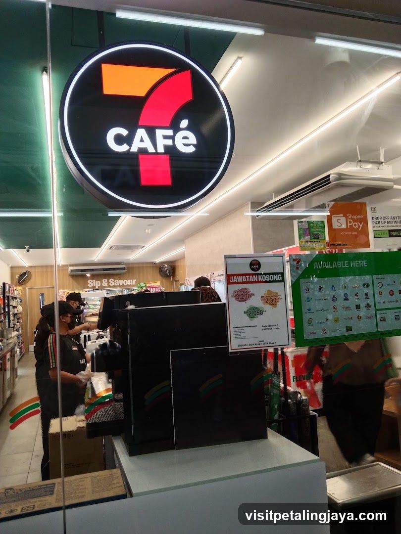 7CAFé by 7-Eleven i-City (#1447)
