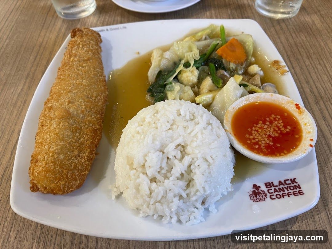 Fried Fish with Rice and Vegetables