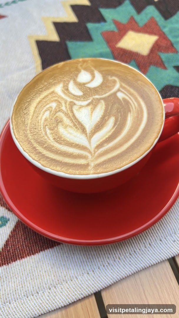 Latte with latte art