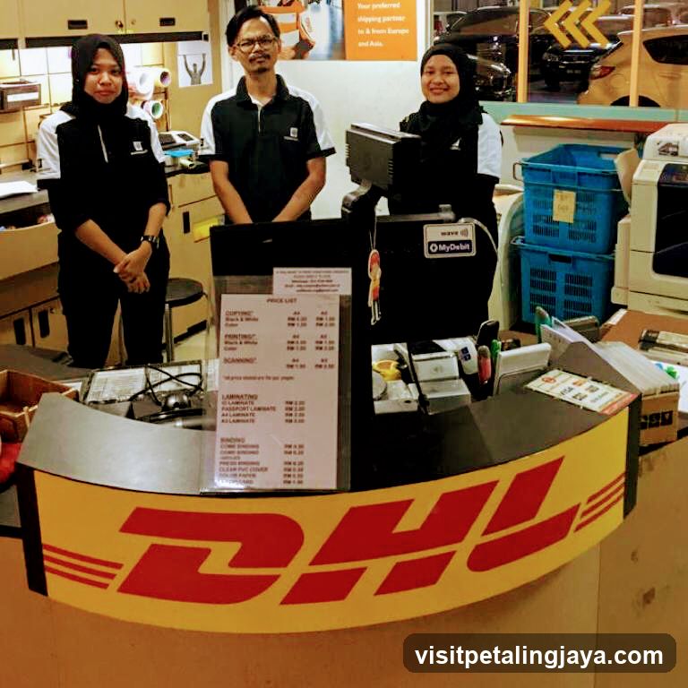 DHL Service Counter