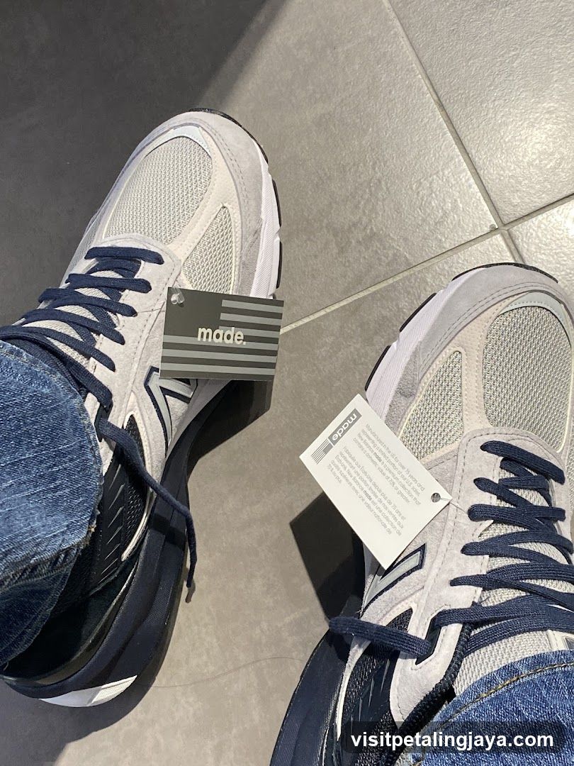 New Balance Sneakers