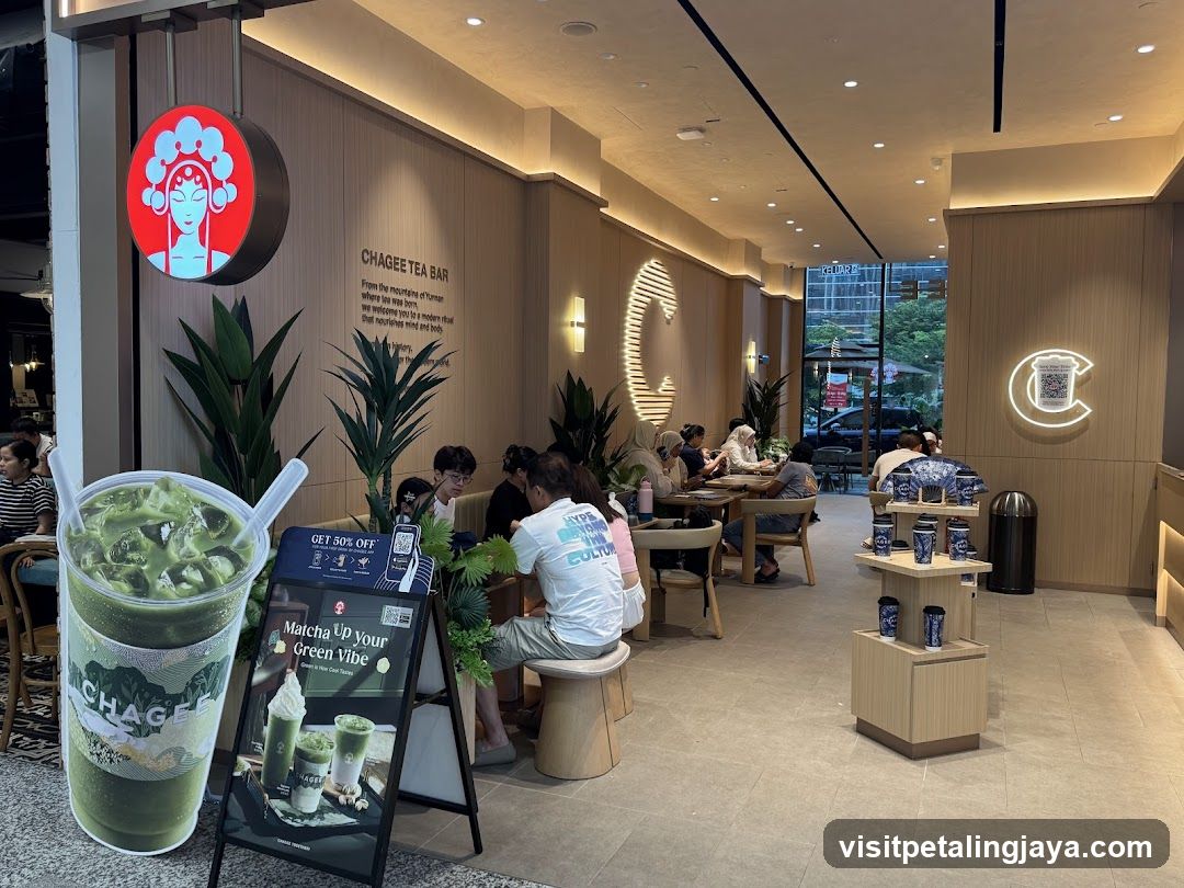 Chagee Tea Bar Interior