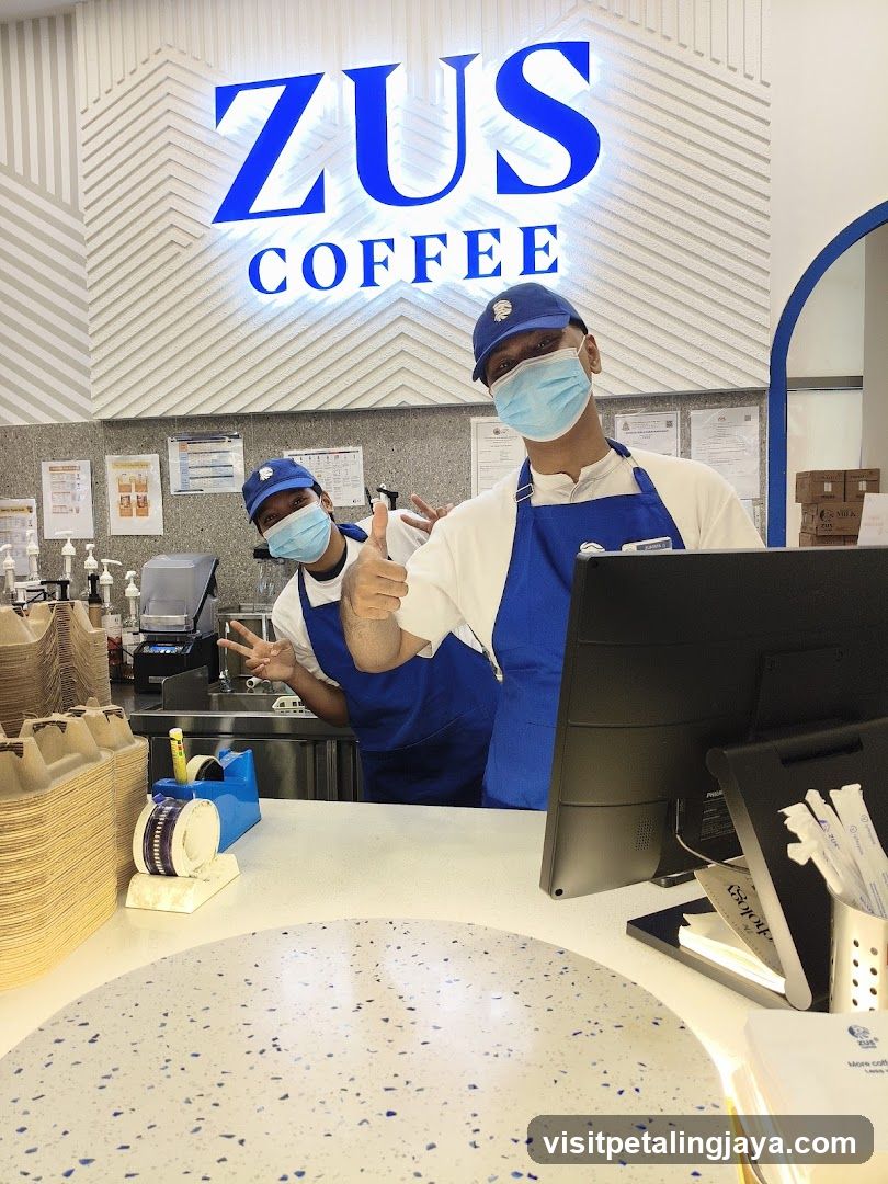 ZUS Coffee Staff