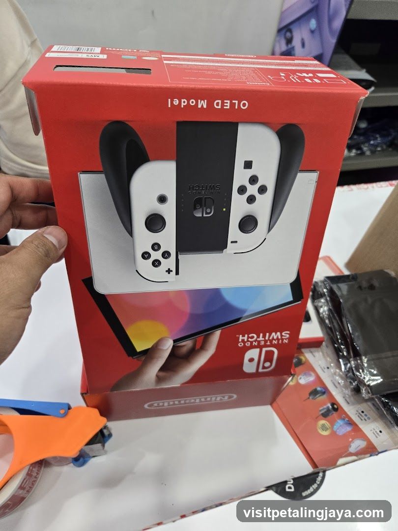 Nintendo Switch OLED Model Box