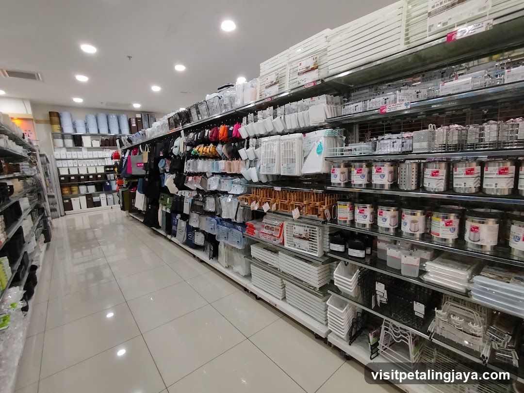 Storage and Organization Aisles