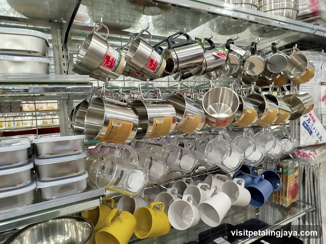 Kitchenware Display