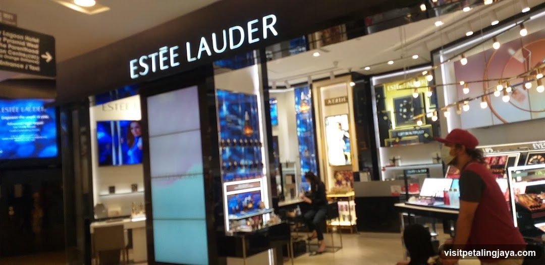 Estee Lauder Storefront