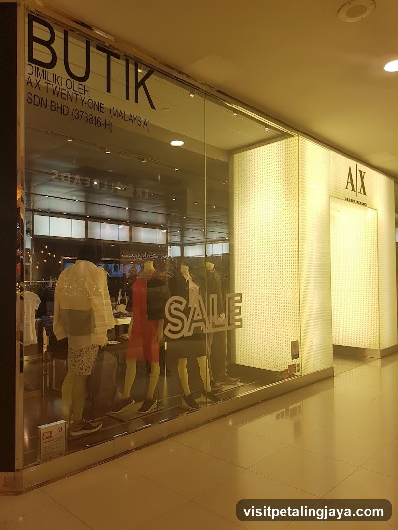 AX Armani Exchange Boutique