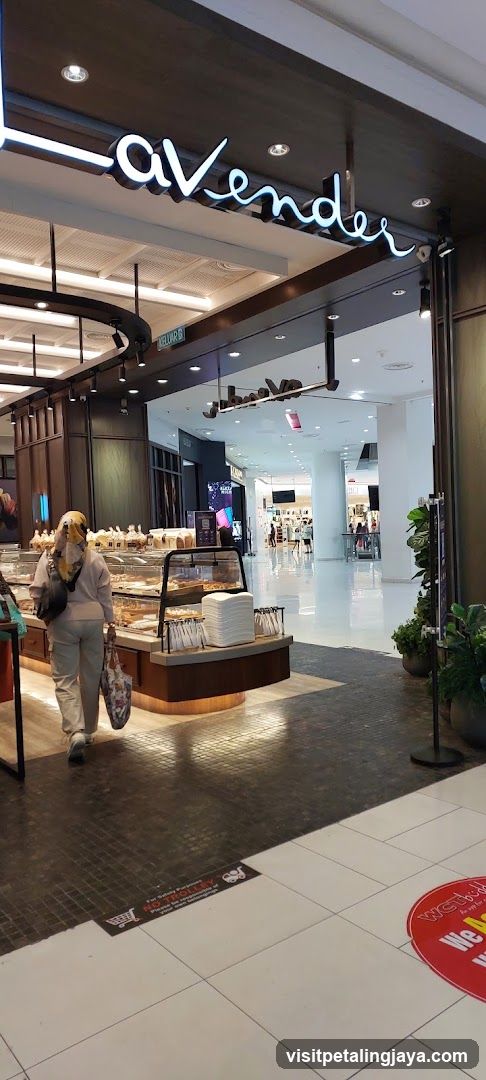 Lavender Bakery Entrance