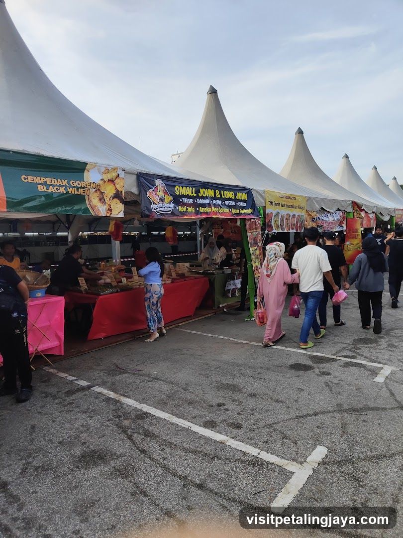 Outdoor Food Stalls