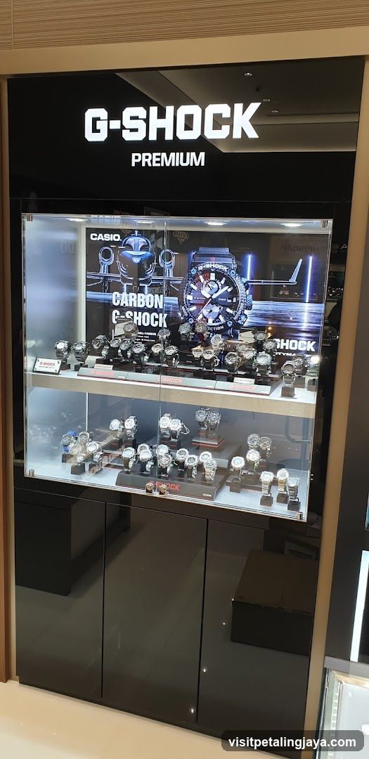 G-SHOCK Premium Watch Display